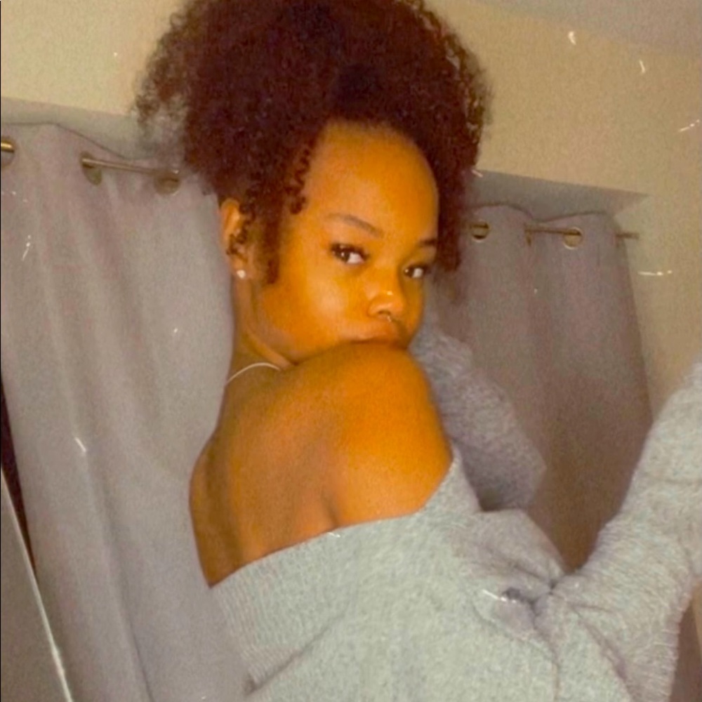 Meet your Posher, Shakoiya